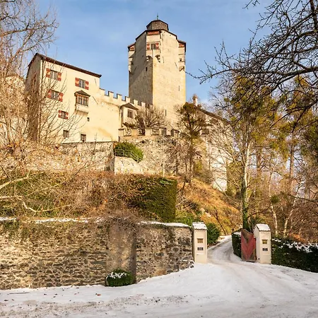 Schloss Friedberg Retreat - Wohnen Am Schloss דירה Kleinvolderberg