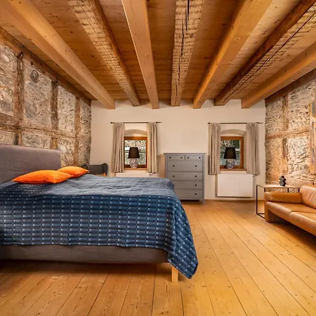 Schloss Friedberg Retreat - Wohnen Am Schloss Kleinvolderberg